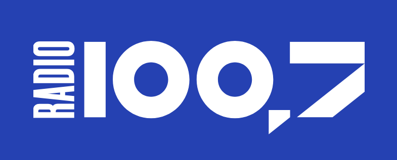 Radio 100,7 logo, white on blue